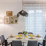In With Terrace Views شقة *