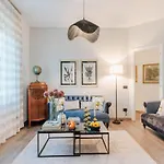شقة In With Terrace Views *