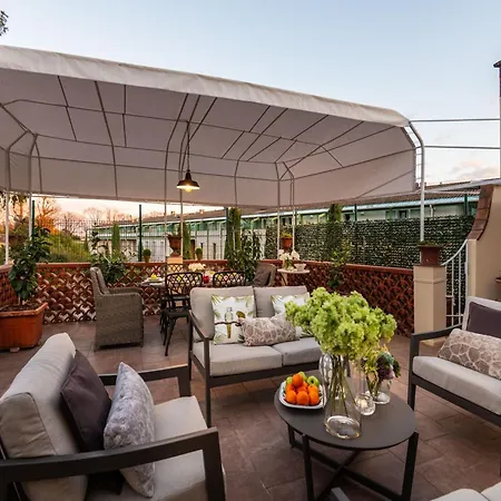 In With Terrace Views