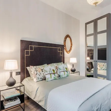 Apartament In With Terrace Views *